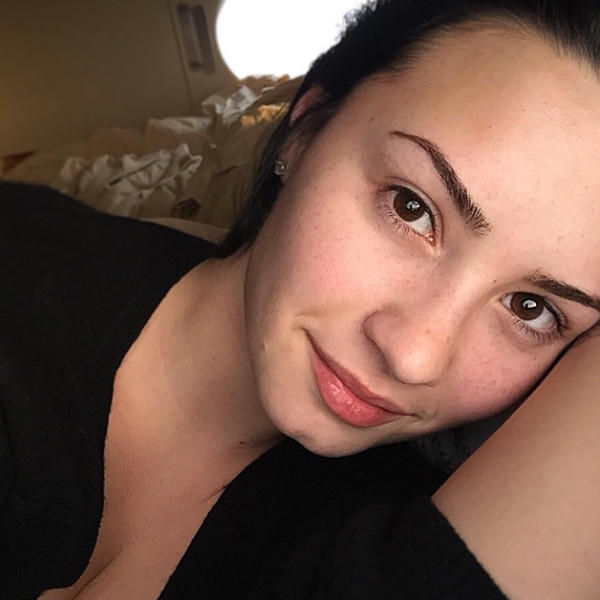 Demi lovato with no makeup