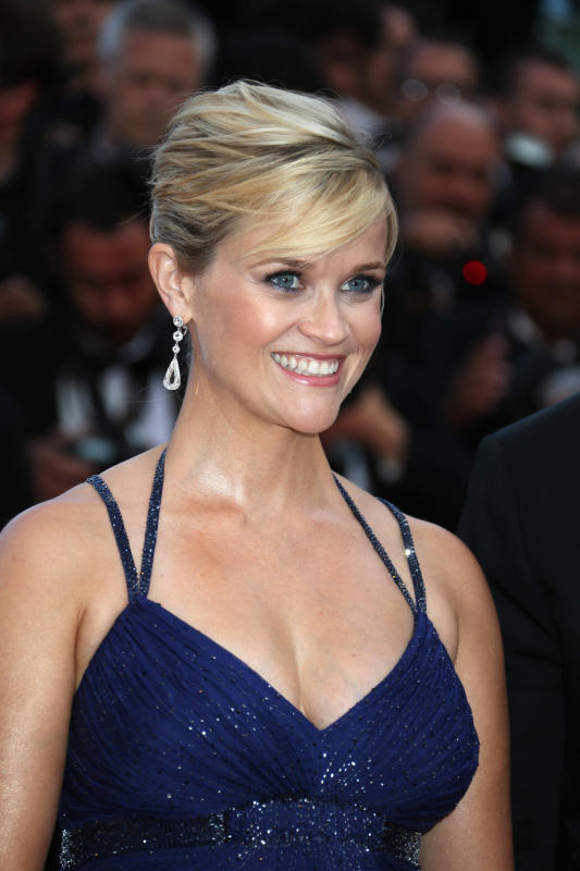 Reese witherspoon in blue