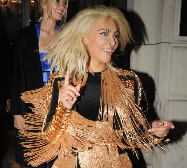 Kim kardashian with platinum hair