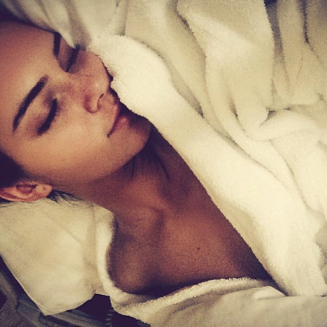 Kendall Jenner, Asleep